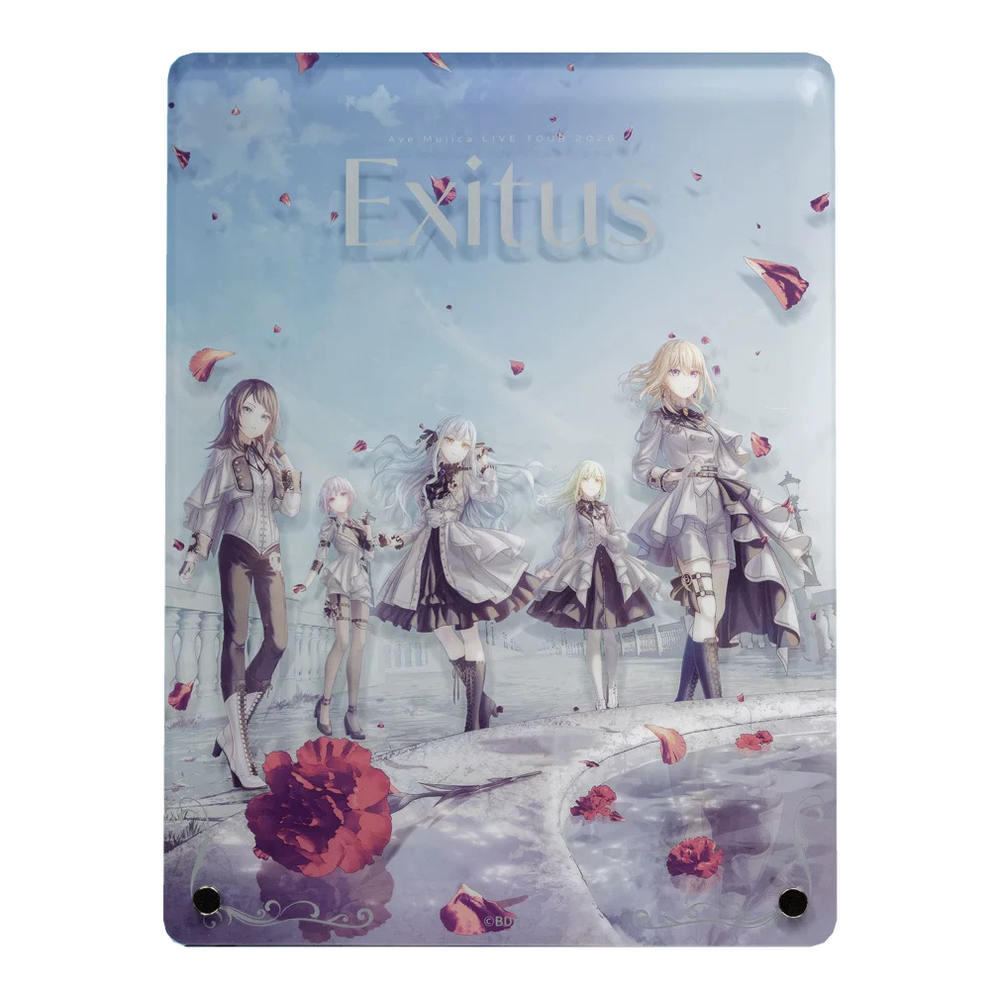 「Exitus」ロゴと、赤い花びらの中を歩く白い衣装のAve Mujicaメンバー5人のアクリルアートパネル