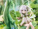 Close-up of Nahida's face and outfit on the swing