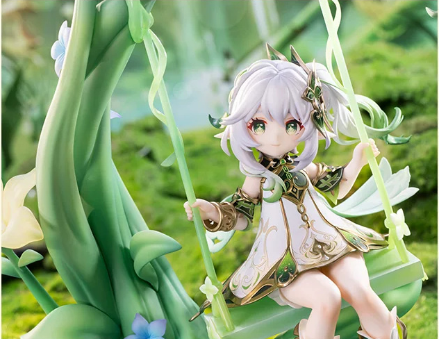 Close-up of Nahida's face and outfit on the swing