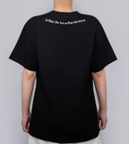Back view with a small print below the collar