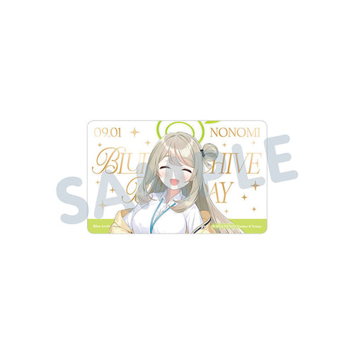 ブルーアーカイブ ノノミ バースデーイラストのPVCカードと二つ折り台紙（画像1）