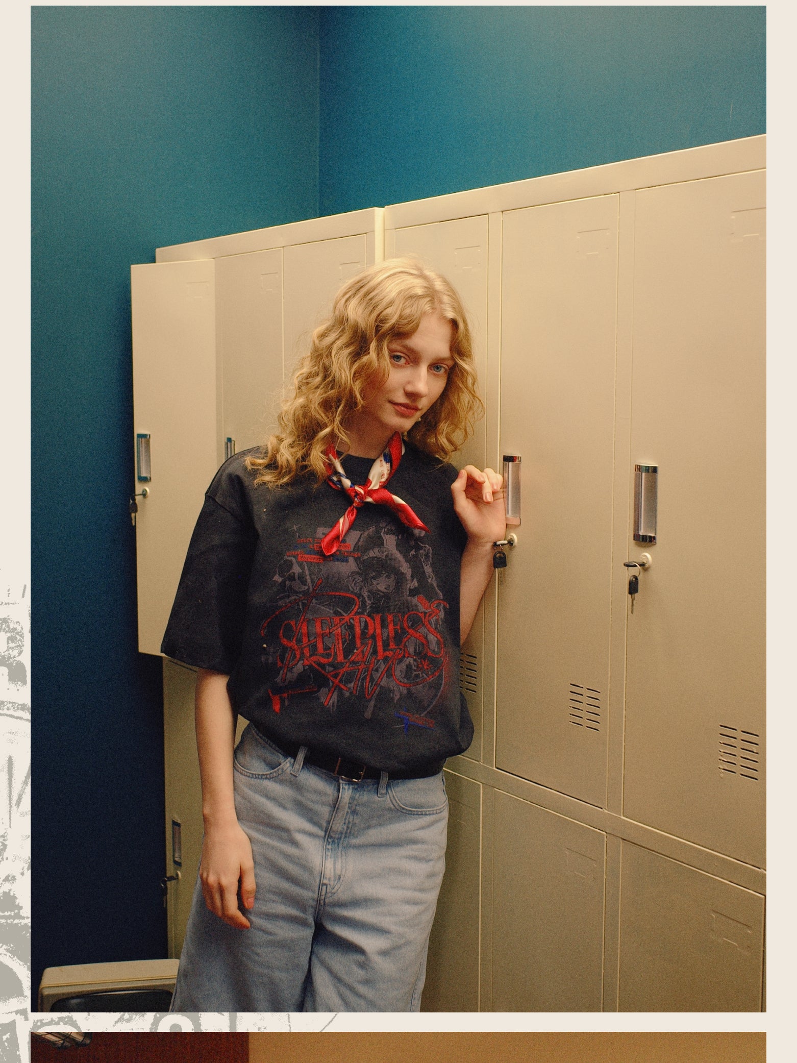 Reverse: 1999: Regulus & Apple Vintage Print T-shirt - GEEKCOOK Collab