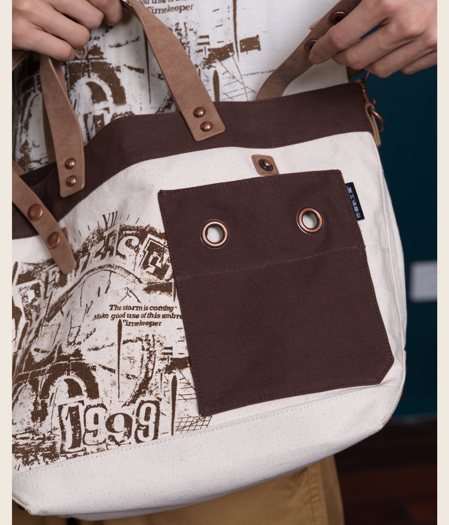 Reverse: 1999: Gcores Industries Collab - Rain & Thread Retro Tote & Cross Bag