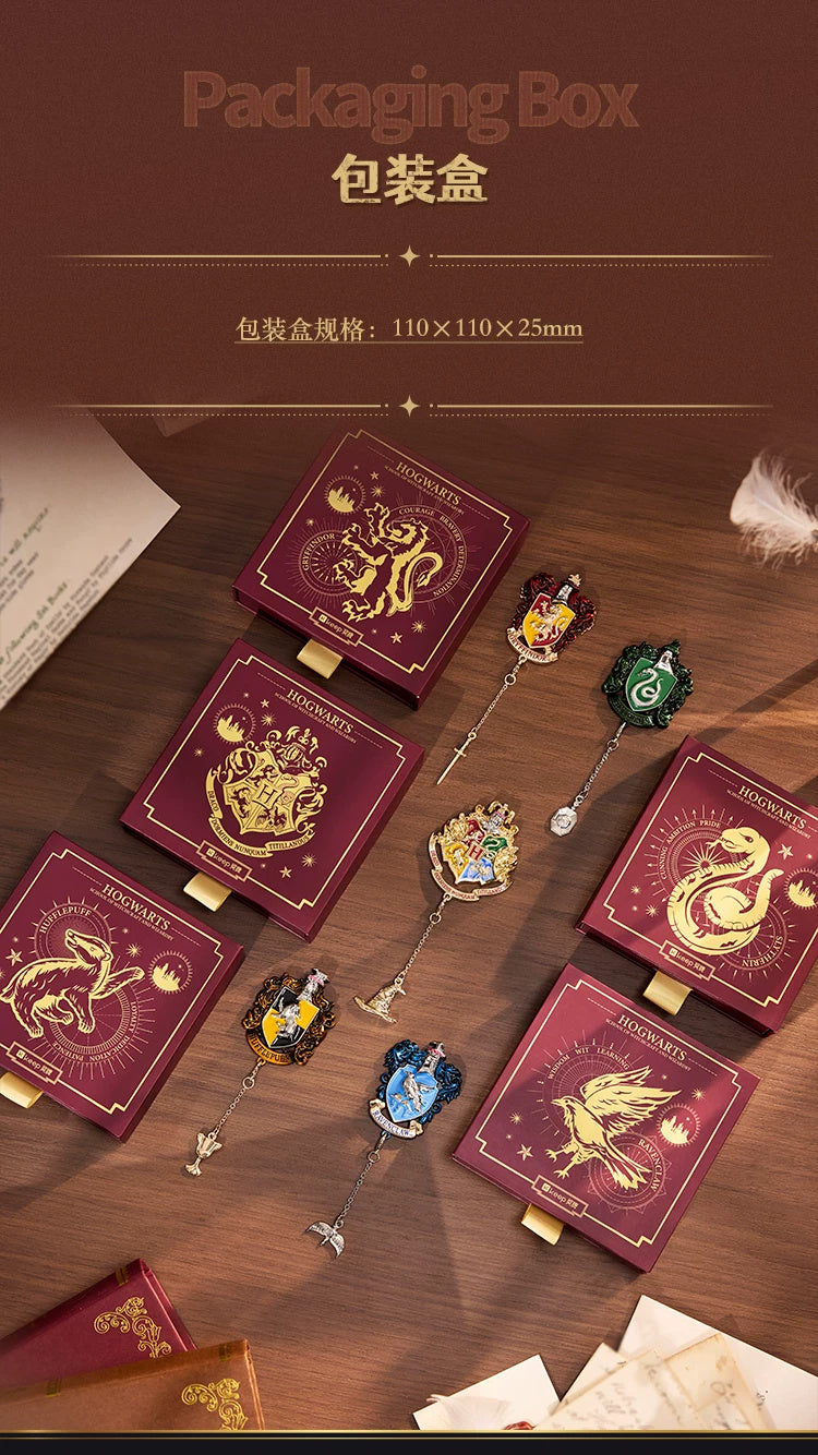 Harry Potter: Gryffindor House Medal Badge - Keep Collaboration Ver.