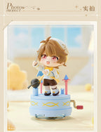 未定事件簿 · Stellis Serenade · ちびキャラ回転オルゴール · 水無瀬夏彦 — ちびキャラと装飾された音楽台座